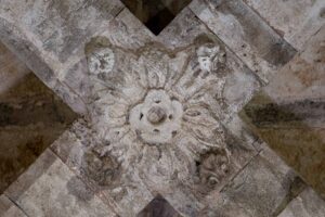 Sala V: Una sala di servizio