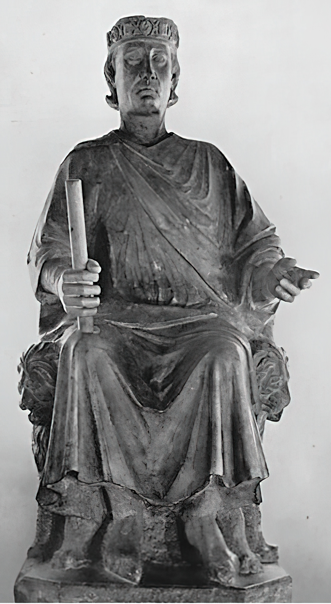 カステル・デル・モンテとアンジュー朝の時代